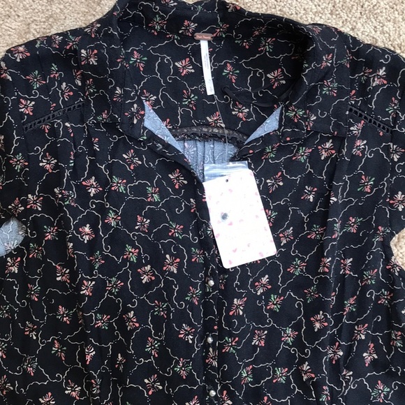 NWT! FREE PEOPLE S Black Combo Button Down Romper - Picture 4 of 8